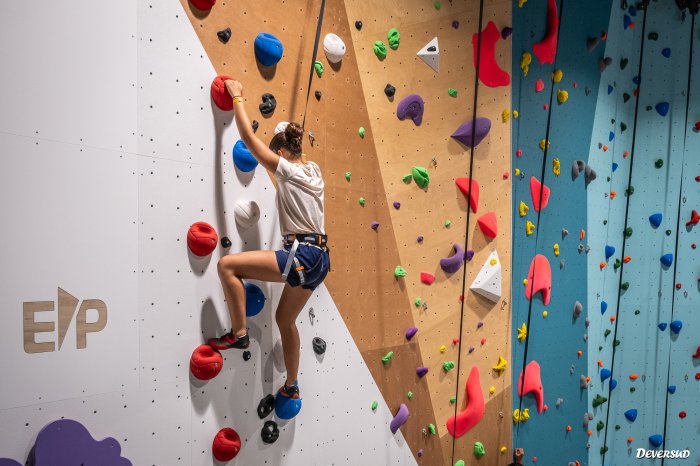 Une nouvelle cole d'escalade  Perpignan ! Des cours d'escalade en salle et en extrieur, pour enfants, ados et adultes toute l'anne.