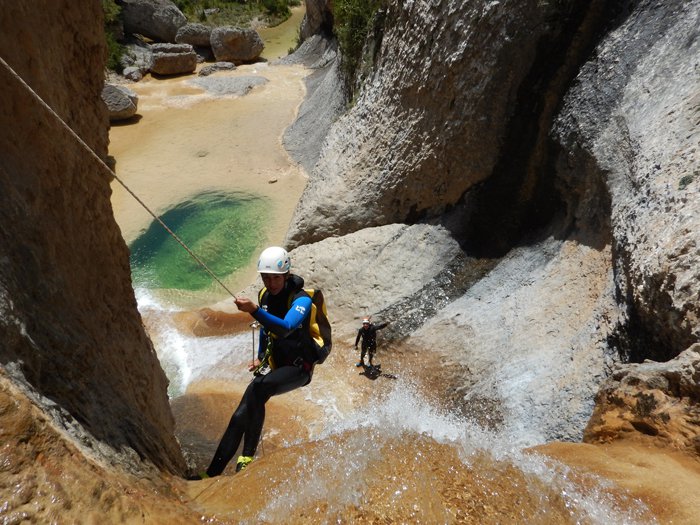 Sjour Multi-activits en Sierra de Guara (Espagne) Escalade canyoning via ferrata Sierra de Guara : 1495286268.canyoning.sierra.de.guara.4.jpg
