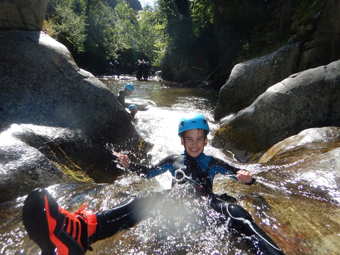 Sortie privatise canyoning Sortie privatise canyoning : 1579186259.canyon.molitg.2018.27.jpg