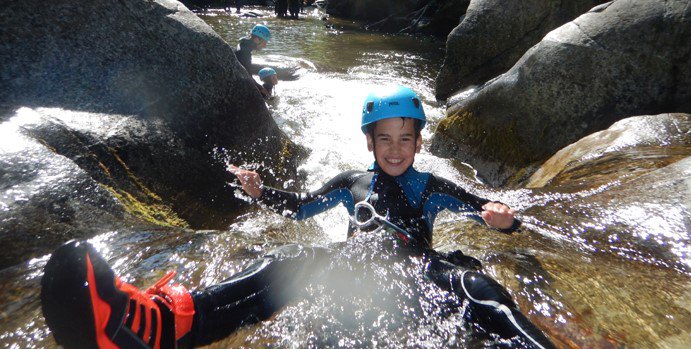 Sortie privatise canyoning Sortie privatise canyoning : 1579186399.canyon.molitg.2018.27.jpg