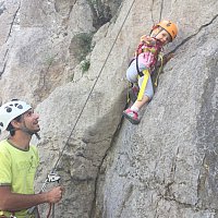 Sorties escalade canyoning via ferrata en famille